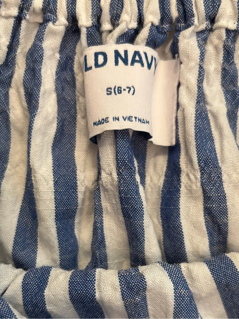 OLD NAVY Striped Two-Piece Set. Size S(6/7).